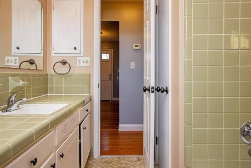 The Dandridge Guest House image 26